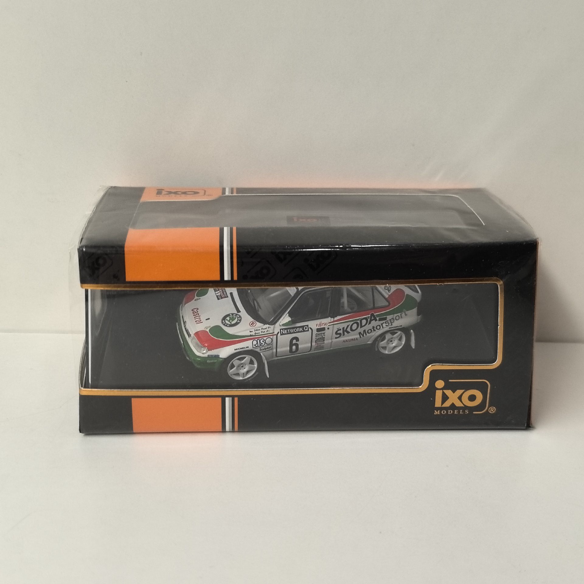 Model Kit Toy - Литой под давлением комплект SKODA FELICIA