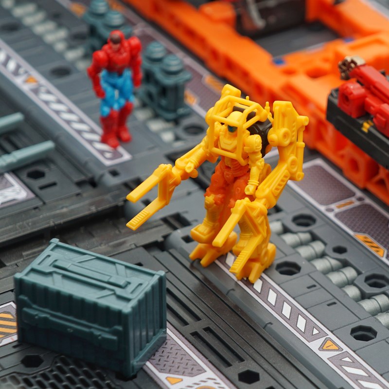 Model Kit Exodia - Коллекционная пластиковая модель-аксессуар Diaclone 1/60: Строительный