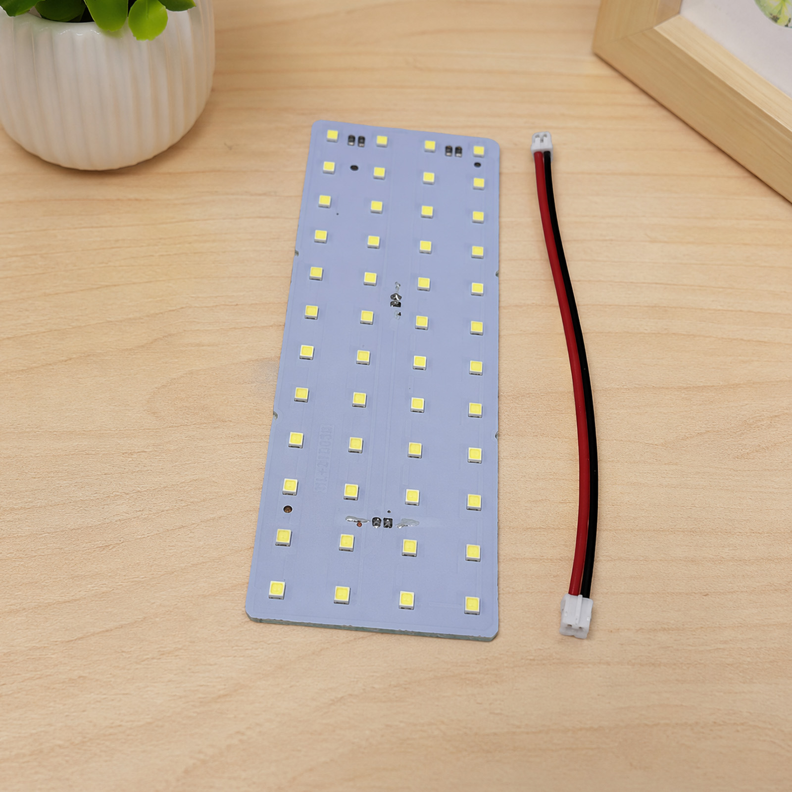 Комплект светодиодной подсветк – обзор и цена Model Kit Led