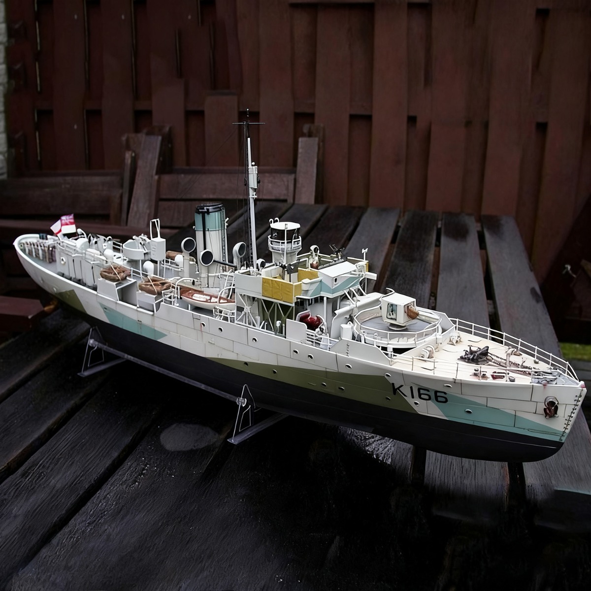 1/72 Revell Flower-class Friga – обзор и цена Model Kit Revell